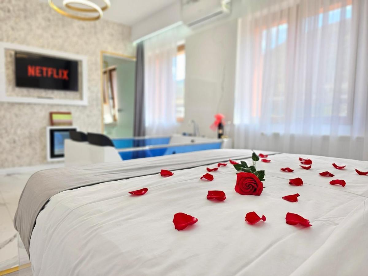 Bed and Breakfast Colt De Rai Решица Экстерьер фото