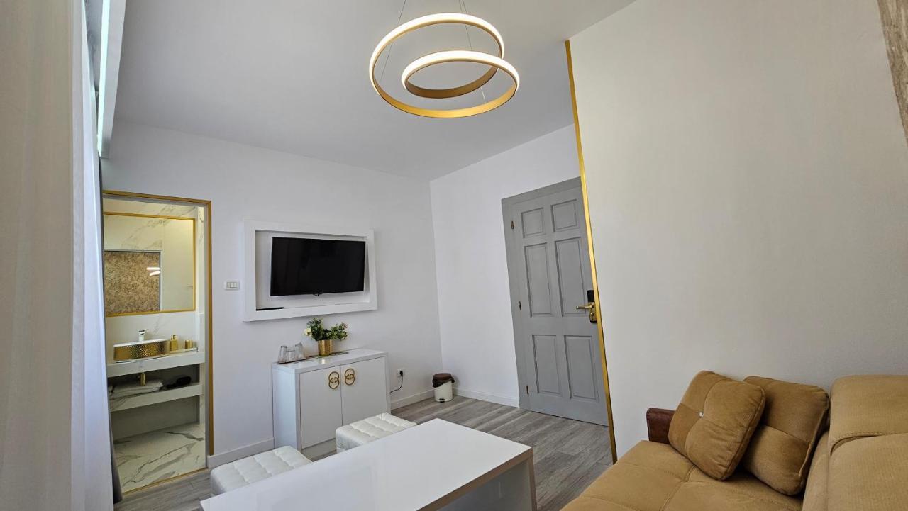 Bed and Breakfast Colt De Rai Решица Экстерьер фото