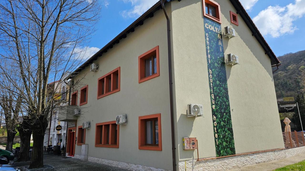 Bed and Breakfast Colt De Rai Решица Экстерьер фото